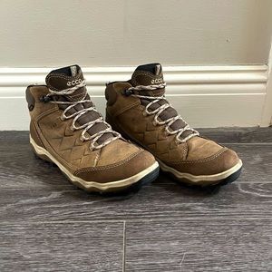 Ecco hiking boots size 37